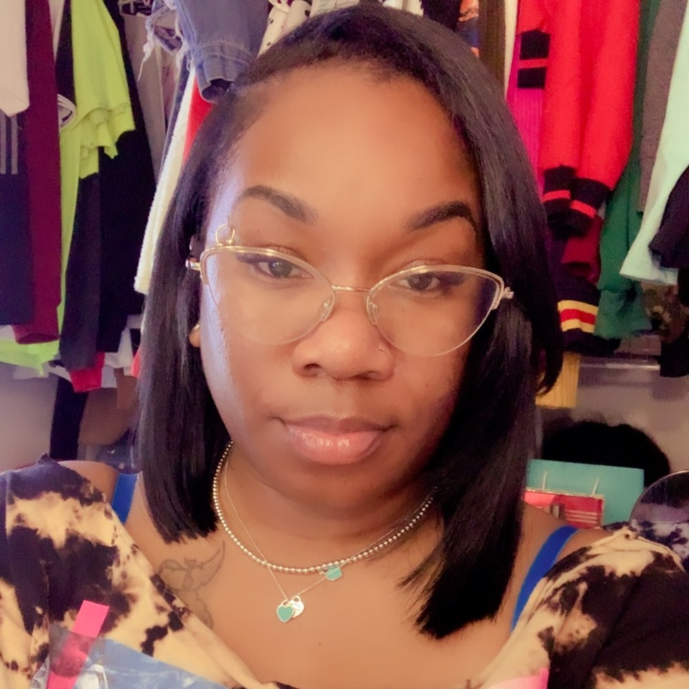 Meet your Posher, Ayana